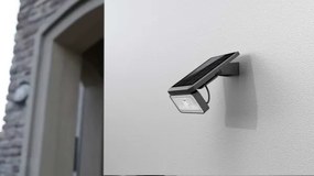 Proiector LED solar cu senzor LED/8W/3,7V 2000 mAh IP54 negru