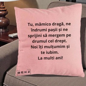 Cadou pentru Mama - Perna Personalizata Mamico Draga Te Iubim La Multi Ani cu Text Negru, 40x40 cm, Roz, Husa Detasabila, Perna Inclusa, BEKZ®