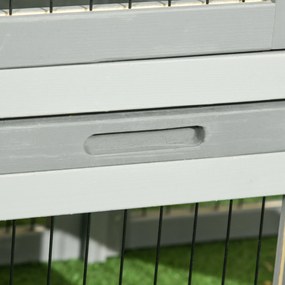 PawHut Cuib Exterior din Lemn de Brad cu Rampă, Acoperiș Rabatabil Impermeabil, Sertar Detașabil, Cuib pentru Iepuri, Animale Mici, Gri Deschis | Aosom Romania