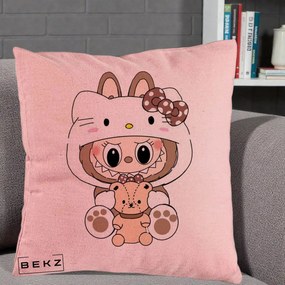 Perna Personalizata Labubu x Hello Kitty Maro-Vintage, 40x40 cm, Roz, Husa Detasabila, Perna Inclusa, BEKZ®