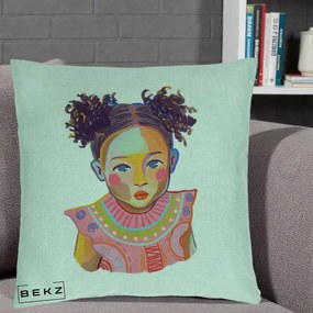 Perna Decorativa Fetita Vesela Portret Colorat, 40x40 cm, Verde Menta, Husa Detasabila, Perna Inclusa, BEKZ®