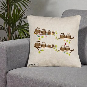 Perna Decorativa Familie de Bufnite pe Ramuri, 40x40 cm, Bej Canapea, Husa Detasabila, Perna Inclusa, BEKZ®