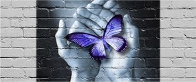 Tablou - Fluture violet pe perete (120x50 cm)