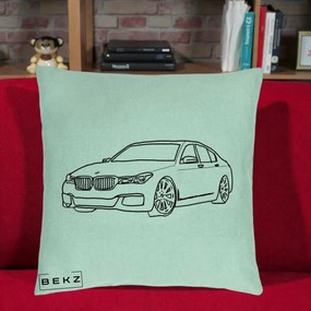 Perna Personalizata BMW Seria 7 Linie Minimalista, 40x40 cm, Verde Menta, Husa Detasabila, Perna Inclusa, BEKZ®