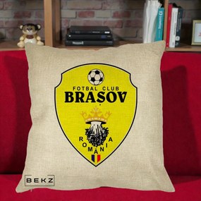Perna Personalizata FC Brasov Fotbal Romania, 40x40 cm, Crem, Husa Detasabila, Perna Inclusa, BEKZ®