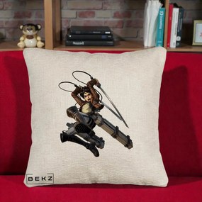 Perna Personalizata Attack on Titan Eren Yeager Lupta, 40x40 cm, Bej Canapea, Husa Detasabila, Perna Inclusa, BEKZ®