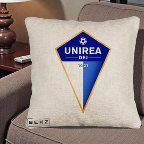 Perna Personalizata Unirea Dej 1921 Fotbal, 40x40 cm, Bej Canapea, Husa Detasabila, Perna Inclusa, BEKZ®
