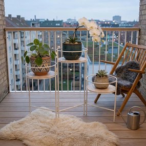 Suport metalic alb pentru 3 ghivece, 66x22x49 cm