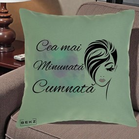 Cadou pentru Cumnata - Perna Personalizata Cea mai Minunata Cumnata cu Silueta Dama si Pete Multicolor, 40x40 cm, Verde, Husa Detasabila, Perna Inclusa, BEKZ®
