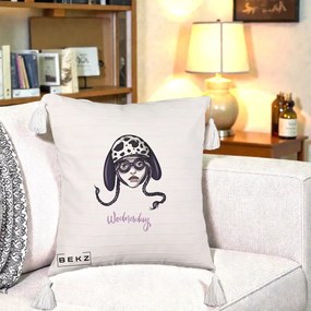 Perna Personalizata Wednesday Addams cu Caine Dalmatian, 40x40 cm, Bej cu Franjuri, Husa Detasabila, Perna Inclusa, BEKZ®