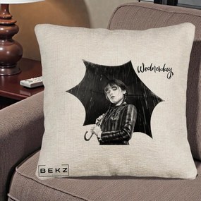 Perna Personalizata Wednesday Addams cu Umbrela Foto, 40x40 cm, Bej Canapea, Husa Detasabila, Perna Inclusa, BEKZ®