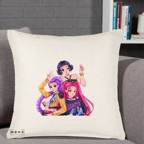 Perna Personalizata K-pop HUNTRX Trio Animat Fete Foto, 40x40 cm, Crem Reliefat, Husa Detasabila, Perna Inclusa, BEKZ®