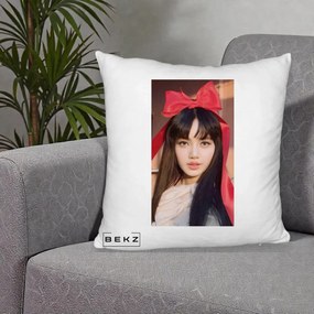 Perna Personalizata K-pop BLACKPINK Rose cu Funda Rosie, 40x40 cm, Alb Pufos, Husa Detasabila, Perna Inclusa, BEKZ®