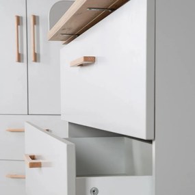 Comodă de copii gri deschis joasă cu aspect de lemn de stejar cu masă de schimbat 117x104 cm Caro – Roba