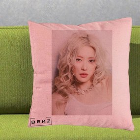 Perna Personalizata K-pop BLACKPINK Rose, 40x40 cm, Roz, Husa Detasabila, Perna Inclusa, BEKZ®
