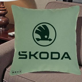 Perna Personalizata cu emblema Skoda, 40x40 cm, Verde, Husa Detasabila, Perna Inclusa, BEKZ®