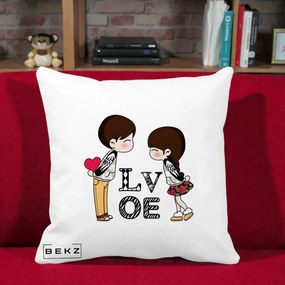 Cadou Romantic - Perna Personalizata Cuplu Kawaii LOVE, 40x40 cm, Alba Mata, Husa Detasabila, Perna Inclusa, BEKZ®