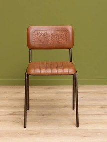 Scaun de dining din piele maro, cu motive florale gravate și cusătură decorativă, cadru metalic, finisaj patinat, 78×45×52 cm, „Country"
