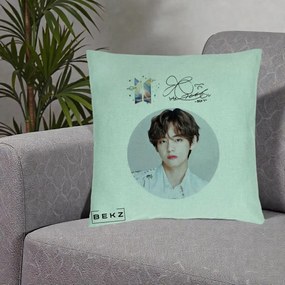 Perna Personalizata K-pop BTS V Taehyung Portret Cerc Autograf, 40x40 cm, Verde Menta, Husa Detasabila, Perna Inclusa, BEKZ®
