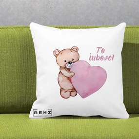Cadou Romantic - Perna Personalizata Te Iubesc Ursulet cu Inima Roz Acuarela, 40x40 cm, Alba Mata, Husa Detasabila, Perna Inclusa, BEKZ®