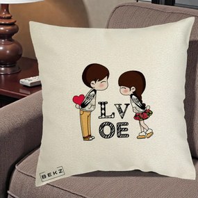 Cadou Romantic - Perna Personalizata Cuplu Kawaii LOVE, 40x40 cm, Ecru, Husa Detasabila, Perna Inclusa, BEKZ®