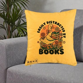Perna Personalizata Easily Distracted by Books, 40x40 cm, Galben, Husa Detasabila, Perna Inclusa, BEKZ®