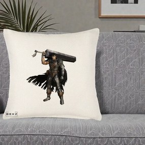 Perna Personalizata Berserk Guts Luptatorul Negru, 40x40 cm, Crem Reliefat, Husa Detasabila, Perna Inclusa, BEKZ®