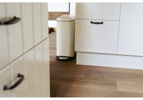 Coș de gunoi crem cu pedală din oțel 12 l Design – Wenko