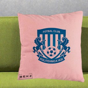 Perna Personalizata FC Politehnica Iasi Fotbal, 40x40 cm, Roz, Husa Detasabila, Perna Inclusa, BEKZ®