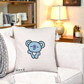 Perna Personalizata BT21 Koya Kawaii, 40x40 cm, Bej cu Franjuri, Husa Detasabila, Perna Inclusa, BEKZ®