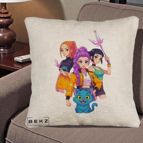 Perna Personalizata K-pop HUNTRX Trio cu Pisica si Cristale, 40x40 cm, Bej Canapea, Husa Detasabila, Perna Inclusa, BEKZ®