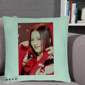 Perna Personalizata K-pop BLACKPINK Jisoo Rosu, 40x40 cm, Verde Menta, Husa Detasabila, Perna Inclusa, BEKZ®