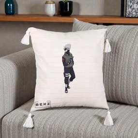 Perna Personalizata Naruto Kakashi Hatake Portret Complet, 40x40 cm, Bej cu Franjuri, Husa Detasabila, Perna Inclusa, BEKZ®