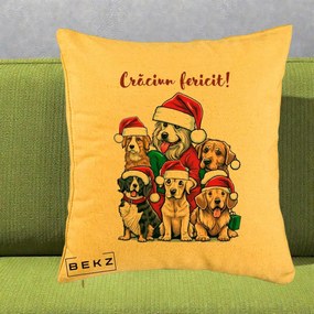 Perna Decorativa Caini cu Bonete Craciun Fericit, 40x40 cm, Galben, Husa Detasabila, Perna Inclusa, BEKZ®