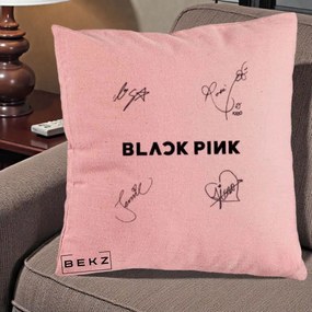 Perna Personalizata K-pop BLACKPINK Tinute Negre Grup Simplu, 40x40 cm, Roz, Husa Detasabila, Perna Inclusa, BEKZ®