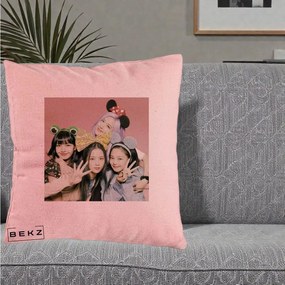 Perna Personalizata K-pop BLACKPINK Accesorii Haioase, 40x40 cm, Roz, Husa Detasabila, Perna Inclusa, BEKZ®