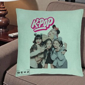 Perna Personalizata BLACKPINK K-Pop Grup Pozitii Amuzante, 40x40 cm, Verde Menta, Husa Detasabila, Perna Inclusa, BEKZ®