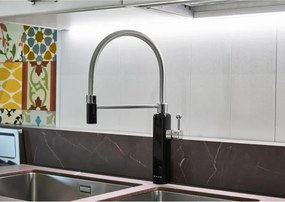 Baterie semiprofesională Smeg MDF50BL, 5 bar, braț mobil, gura de scurgere rotativă la 360°, negru
