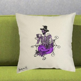 Perna Decorativa Schelet Vrajitor cu Dovleac Violet Halloween, 40x40 cm, Ecru, Husa Detasabila, Perna Inclusa, BEKZ®