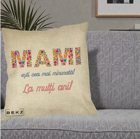 Cadou pentru Mama - Perna Personalizata Mami Esti Cea mai Minunata La Multi Ani cu Litere Florale, 40x40 cm, Crem, Husa Detasabila, Perna Inclusa, BEKZ®