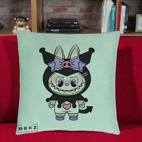 Perna Personalizata Labubu x Kuromi, 40x40 cm, Verde Menta, Husa Detasabila, Perna Inclusa, BEKZ®