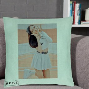 Perna Personalizata K-pop BLACKPINK Nayeon/Jisoo Tenis Alb, 40x40 cm, Verde Menta, Husa Detasabila, Perna Inclusa, BEKZ®