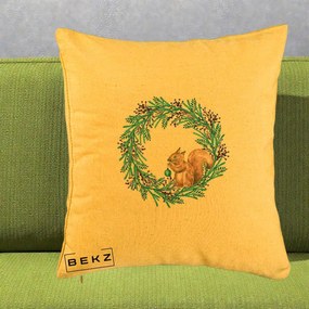 Perna Decorativa Coroana Turcoaz cu Veverita, 40x40 cm, Galben, Husa Detasabila, Perna Inclusa, BEKZ®