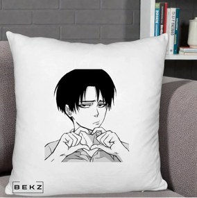 Perna Personalizata Levi Ackerman Inima, 40x40 cm, Alb Pufos, Husa Detasabila, Perna Inclusa, BEKZ®