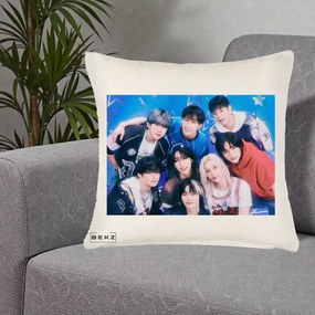 Perna Personalizata K-Pop Grup Foto Stele, 40x40 cm, Crem Reliefat, Husa Detasabila, Perna Inclusa, BEKZ®