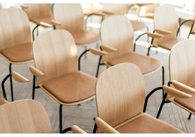 Scaune de dining maro/maro coniac cu cotiere/stivuibile 2 buc. cu aspect de lemn de nuc Book – Gazzda