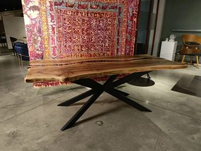 Blat de masa din lemn masiv de nuc si rasina epoxidica  210/85/5cm