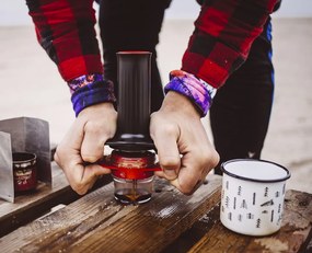 Aparat de cafea de voiaj Cafflano Kompresso