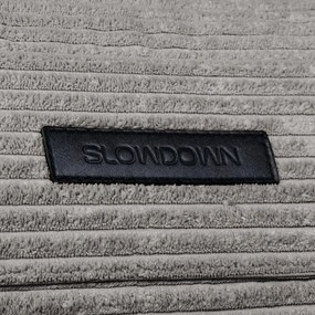 Fotoliu puf pentru copii crem cu tapițerie din catifea reiată Cocoon 100 – SLOWDOWN