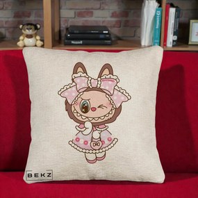 Perna Personalizata Labubu Lolita Roz cu Dantela, 40x40 cm, Bej Canapea, Husa Detasabila, Perna Inclusa, BEKZ®